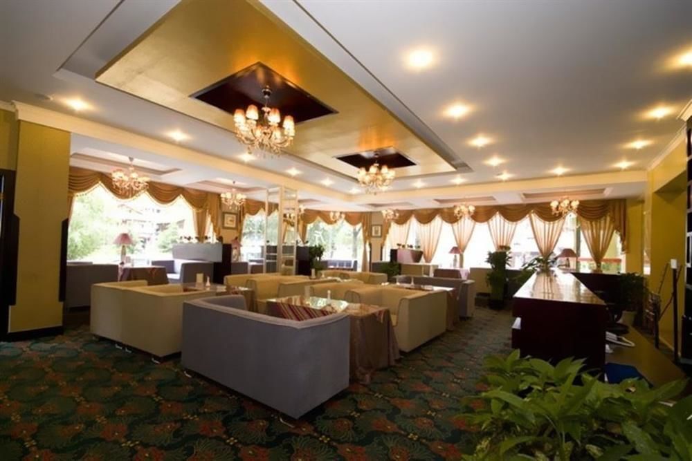 An E Courtyard Hotel Jiu Zhai Gou Branch Дзиуджайгоу Екстериор снимка
